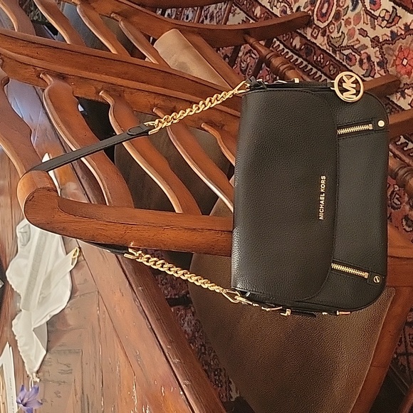 Michael Kors Black Bedford Legacy leather Shoulder Bag - Picture 2 of 8